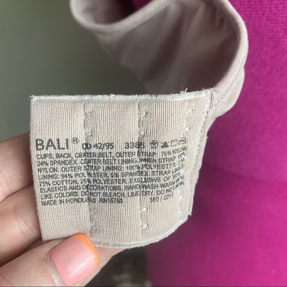 Bali Nude/Floral Stitched Accent Bra - Picture 4 of 5